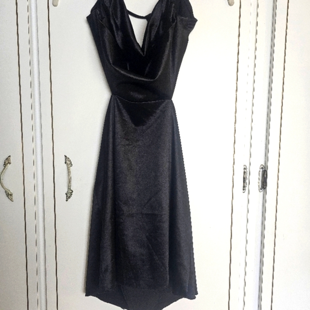 Elegant Black Evening Dress